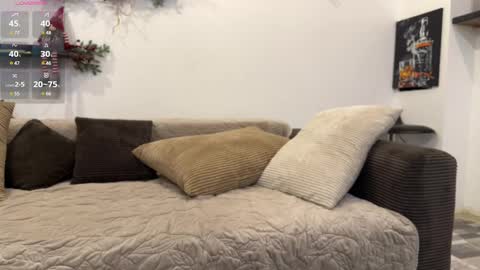 Snapshot of hot_frictions chatting on February 2025 02:44:02 PM Hope online show from February 2025 02:44:02 PM