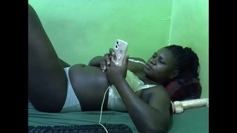 hot_girlly online show from December 2025 04:58:01 PM