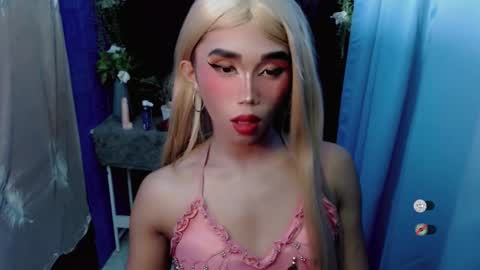 Khianna online show from February 2026 12:04:02 PM