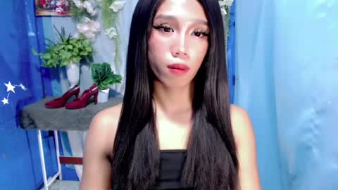 Snapshot of hot_khianna chatting on April 2026 07:11:01 AM Khianna online show from April 2026 07:11:01 AM