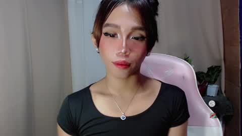 Snapshot of hot_khianna chatting on May 2026 02:01:02 PM Khianna online show from May 2026 02:01:02 PM