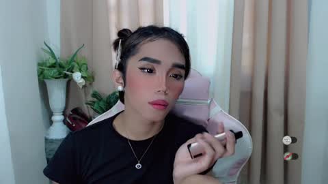 Snapshot of hot_khianna chatting on May 2026 04:52:01 AM Khianna online show from May 2026 04:52:01 AM
