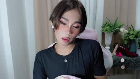Snapshot of hot_khianna chatting on May 2026 12:11:02 PM Khianna online show from May 2026 12:11:02 PM