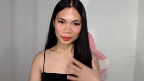 hot_pauline online show from May 2026 02:44:02 PM