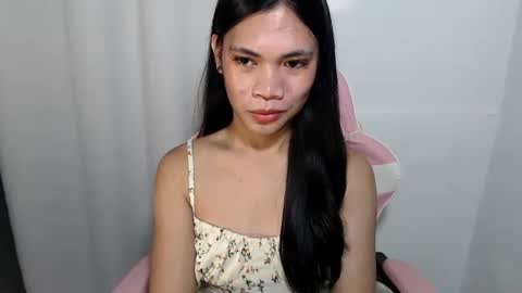hot_pauline online show from May 2026 06:00:01 AM
