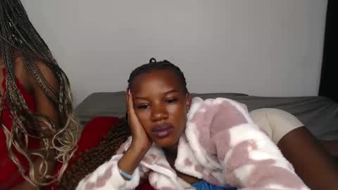 Hot petite online show from December 2024 05:53:02 AM