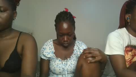 Hot petite online show from November 2025 10:47:01 AM