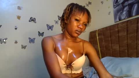 hot petite100 online show from June 2026 05:56:02 AM