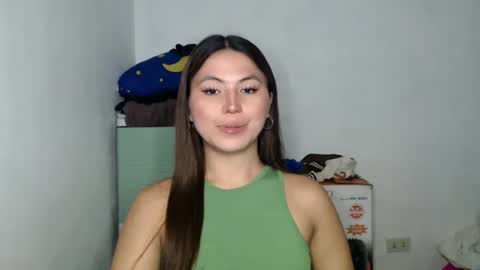 Nikki  online show from April 2026 04:04:02 PM