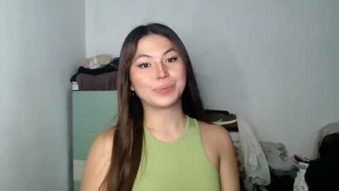 Nikki  online show from April 2026 09:31:02 PM