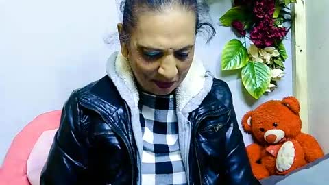hot queen online show from June 2026 05:32:02 AM