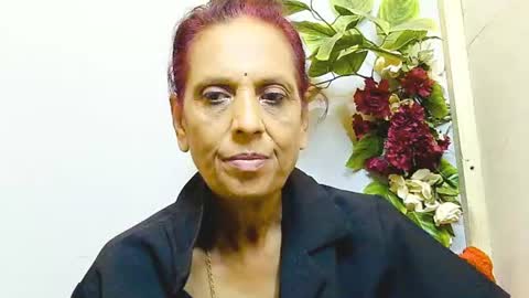 hot queen online show from June 2026 08:08:02 AM