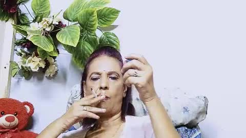 hot queen online show from July 2026 08:24:02 PM