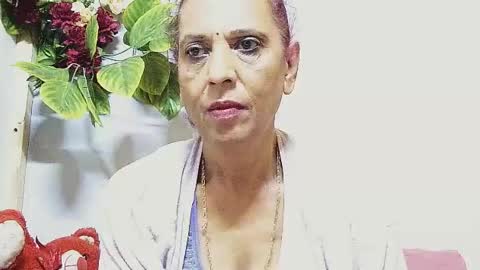 hot queen online show from July 2026 07:00:02 AM