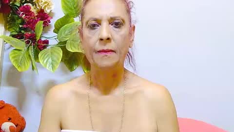 hot queen online show from July 2026 06:50:01 AM