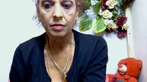 hot queen online show from July 2026 04:52:01 AM