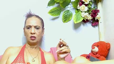 hot queen online show from July 2026 05:09:01 PM
