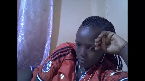 Snapshot of hot_raylah chatting on January 2026 07:01:02 AM RAYLAH online show from January 2026 07:01:02 AM