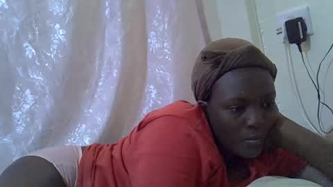 Snapshot of hot_raylah chatting on February 2026 08:07:01 AM RAYLAH online show from February 2026 08:07:01 AM