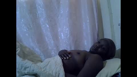 Snapshot of hot_raylah chatting on February 2026 09:19:02 AM RAYLAH online show from February 2026 09:19:02 AM