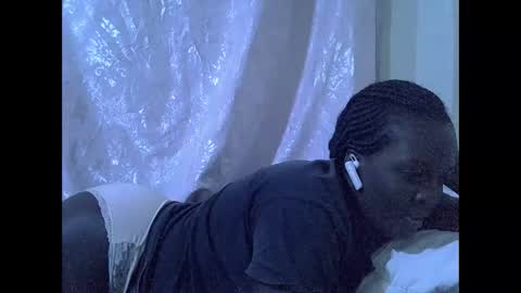 Snapshot of hot_raylah chatting on February 2026 10:55:01 PM RAYLAH online show from February 2026 10:55:01 PM