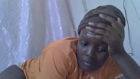 Snapshot of hot_raylah chatting on April 2026 10:41:02 AM RAYLAH online show from April 2026 10:41:02 AM