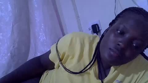Snapshot of hot_raylah chatting on May 2026 06:13:01 PM RAYLAH online show from May 2026 06:13:01 PM