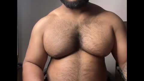 Snapshot of hot_roccohunter chatting on February 2026 05:17:02 PM pranit online show from February 2026 05:17:02 PM