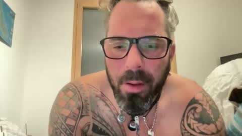 letmedoo2 online show from December 2025 09:23:02 PM