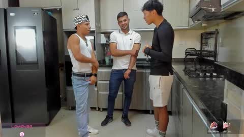 Snapshot of hot_sexmature chatting on November 2025 11:38:02 PM Vanesa Oliver and Andrew online show from November 2025 11:38:02 PM