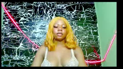 Stella online show from February 2025 11:10:02 AM