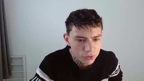 Mateo online show from November 2025 12:08:02 PM