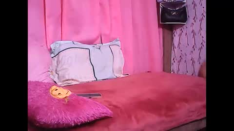 Snapshot of hot_tricia05 chatting on February 2026 12:21:01 PM hot_tricia05 online show from February 2026 12:21:01 PM