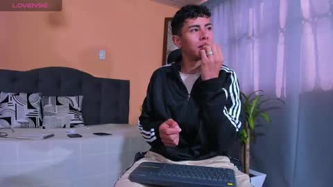 hot_twinks83 online show from March 2025 12:54:02 PM