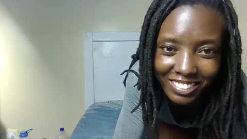 Snapshot of hot_velvet2 chatting on February 2026 02:44:01 PM hot_velvet2 online show from February 2026 02:44:01 PM