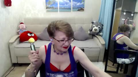 Sofia online show from April 2026 07:10:01 PM