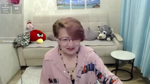 Sofia online show from May 2026 01:18:02 PM