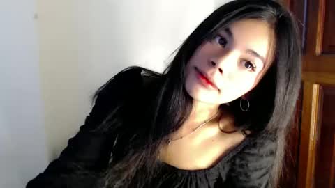 Yanna online show from May 2026 02:17:02 AM