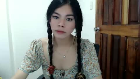 Yanna online show from May 2026 04:30:01 AM