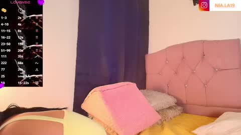Snapshot of hotalana_ chatting on October 2025 12:18:02 AM Alana online show from October 2025 12:18:02 AM