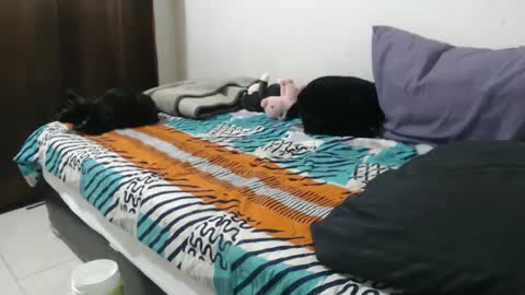 Hot and PowerHOPE U MISS ME online show from December 2024 02:05:01 AM