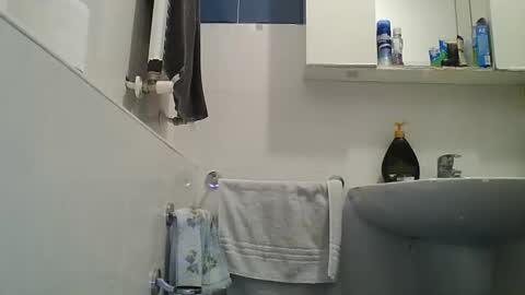 hotandwild2003 online show from February 2026 10:31:01 PM