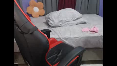 Snapshot of hotasian_pinky chatting on March 2026 01:06:02 PM hotasian_pinky online show from March 2026 01:06:02 PM