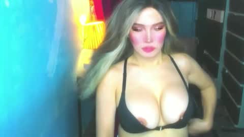 T A N Y A online show from May 2026 03:03:02 AM