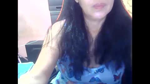 Snapshot of hotbetty_45 chatting on February 2025 12:27:01 PM hotbetty_45 online show from February 2025 12:27:01 PM