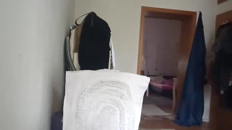 Betty Bellucci online show from November 2025 01:35:02 PM