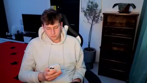 Hotboyshorny online show from April 2026 08:17:01 AM