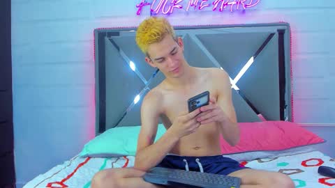 DANIEL AND KEVIN online show from October 2025 06:43:02 AM