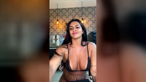 Snapshot of hotbronzeada chatting on February 2026 08:07:02 PM Michele online show from February 2026 08:07:02 PM