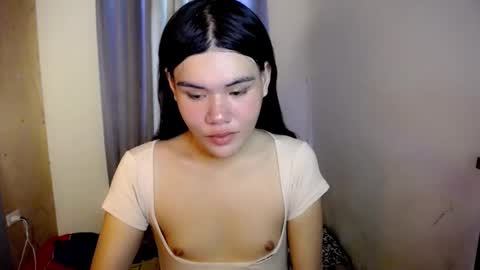 Snapshot of hotbunnyrainx chatting on March 2026 04:04:02 AM rain online show from March 2026 04:04:02 AM